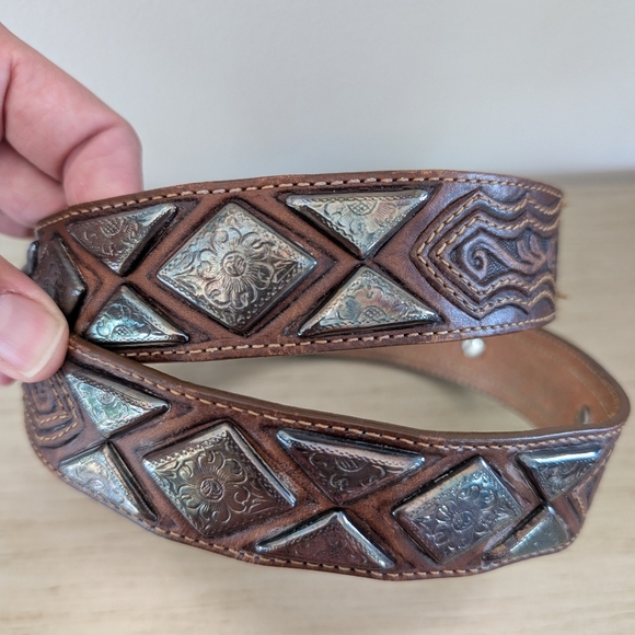 Justin Boots Other - Vtg JUSTIN Belt Western Hand Tooled Silver Plated Concho Style 185TN Size 36